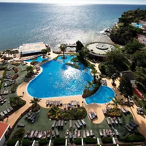 מלון Pestana Carlton Madeira Ocean, פונשל